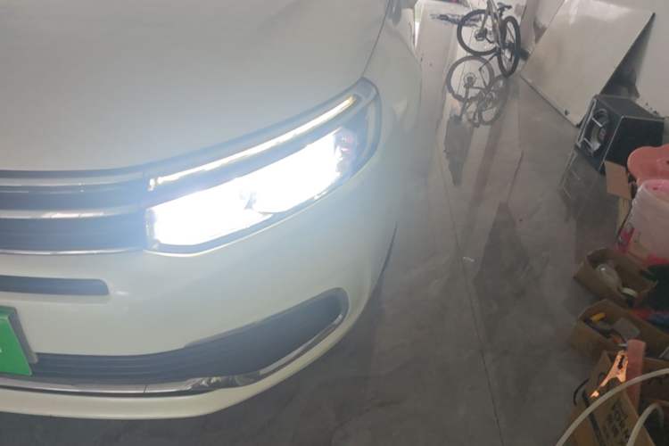 Used Citroen C5 2017 350THP Automatic Luxury Model Left Front Headlight