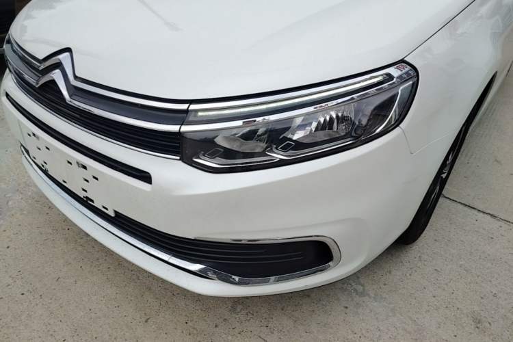 Used Citroen C5 2017 350THP Automatic Luxury Model Left Front Headlight