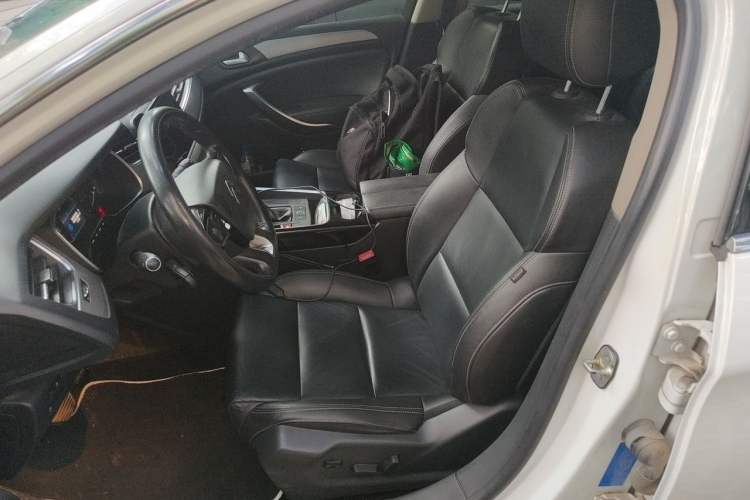 Used Citroen C5 2017 350THP Automatic Luxury Model Left Front Seat
