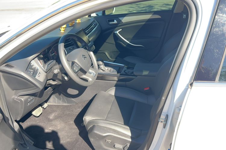 Used Citroen C5 2017 350THP Automatic Luxury Model Left Front Seat
