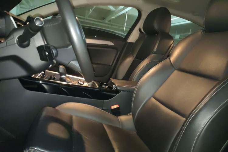 Used Citroen C5 2017 350THP Automatic Luxury Model Left Front Seat