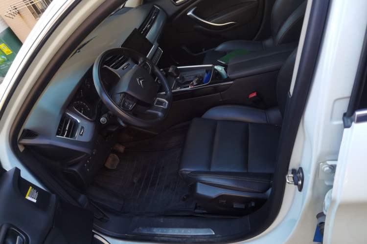 Used Citroen C5 2017 350THP Automatic Luxury Model Left Front Seat