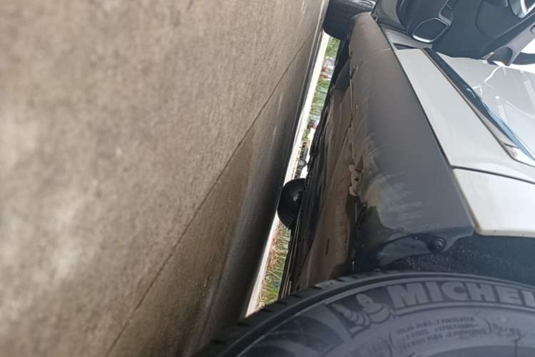 Used Citroen C5 2017 350THP Automatic Luxury Model Left Side Sill