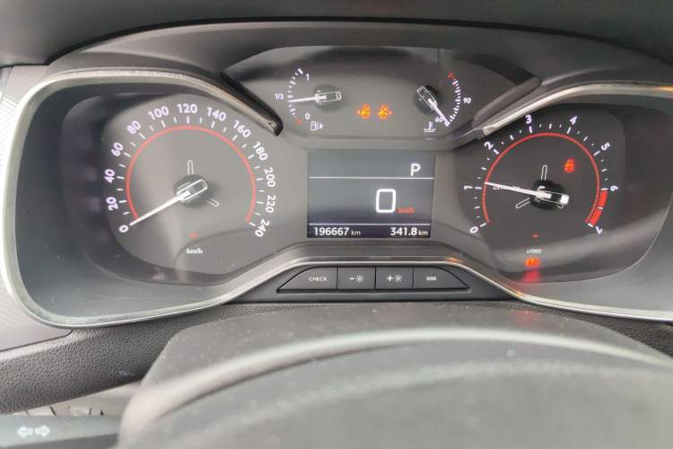 Used Citroen C5 2017 350THP Automatic Luxury Model Odometer Close Up