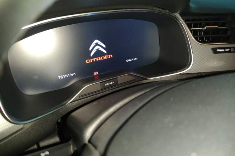 Used Citroen C5 2017 380THP Automatic Prestige Edition Odometer Close Up