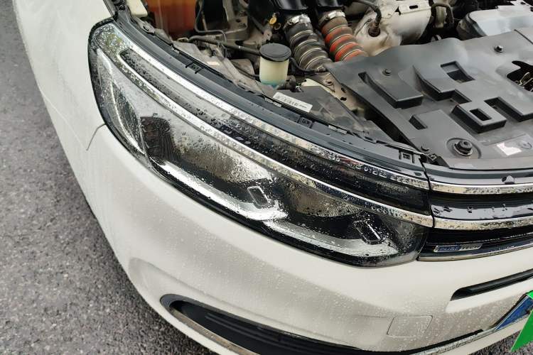 Used Citroen C5 2017 350THP Automatic Luxury Model Right Front Headlight