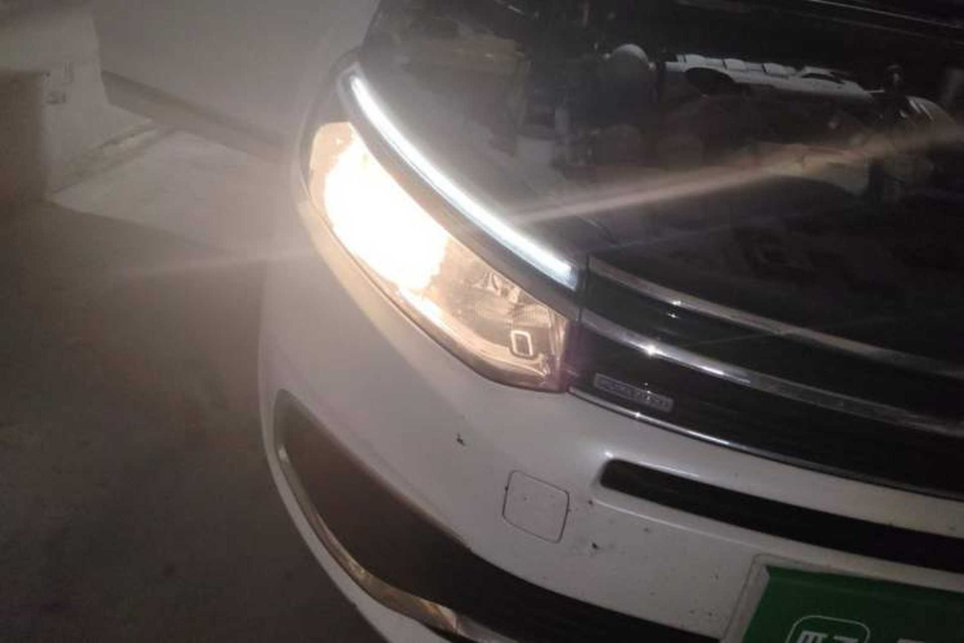 Used Citroen C5 2017 350THP Automatic Luxury Model Right Front Headlight