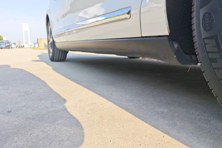 Used Citroen C5 2017 380THP Automatic Luxury Model Right Side Sill