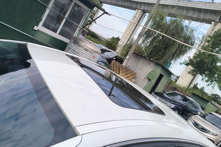 Used Citroen C5 2017 350THP Automatic Luxury Model Roof