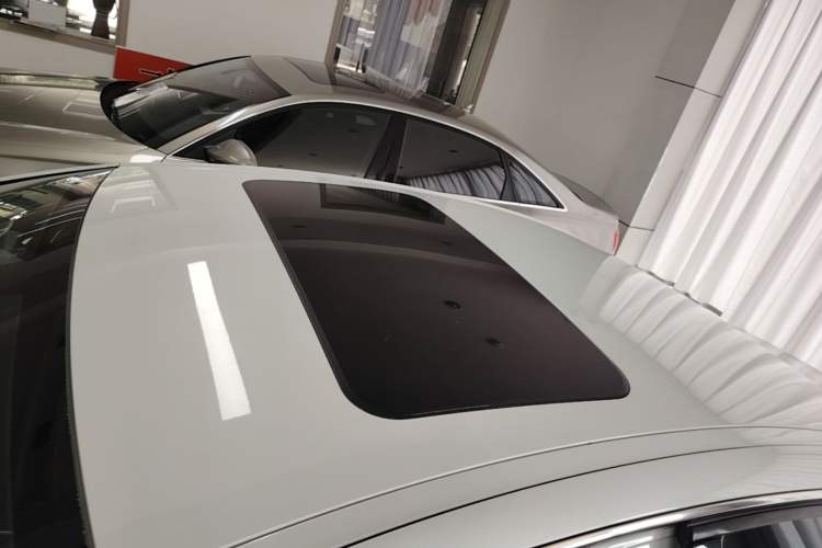 Used Citroen C5 2017 350THP Automatic Luxury Model Roof