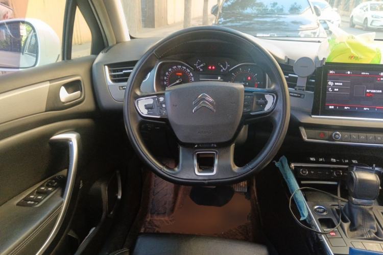 Used Citroen C5 2017 350THP Automatic Luxury Model Steering Wheel