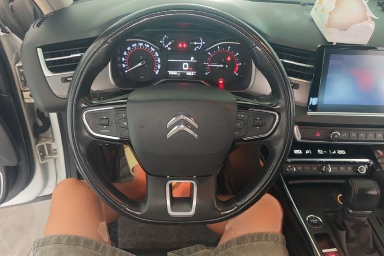 Used Citroen C5 2017 350THP Automatic Luxury Model Steering Wheel