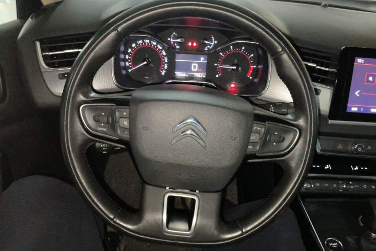 Used Citroen C5 2017 350THP Automatic Luxury Model Steering Wheel