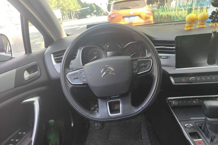 Used Citroen C5 2017 350THP Automatic Luxury Model Steering Wheel