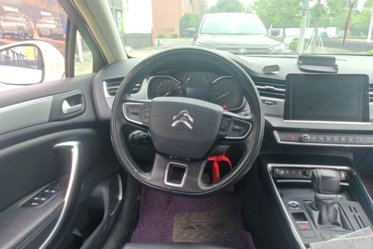Used Citroen C5 2017 350THP Automatic Luxury Model Steering Wheel