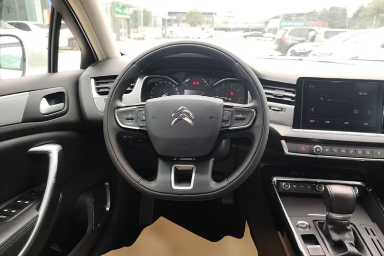 Used Citroen C5 2017 350THP Automatic Luxury Model Steering Wheel