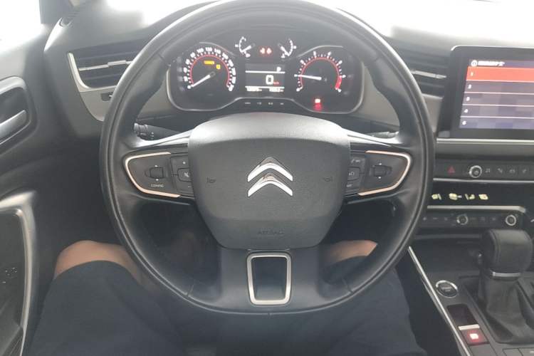 Used Citroen C5 2017 350THP Automatic Luxury Model Steering Wheel