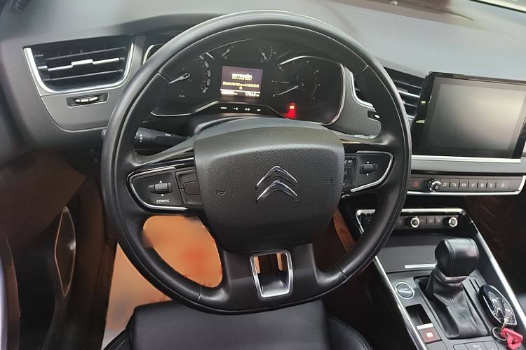 Used Citroen C5 2017 350THP Automatic Luxury Model Steering Wheel