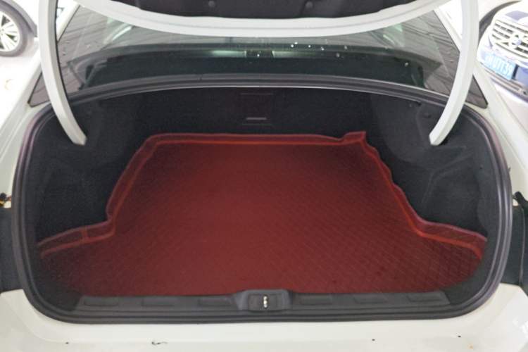 Used Citroen C5 2017 380THP Automatic Luxury Model Trunk