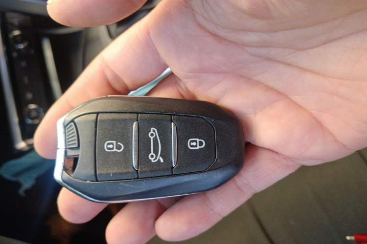 Used Citroen C5 2017 350THP Automatic Luxury Model Vehicle Key