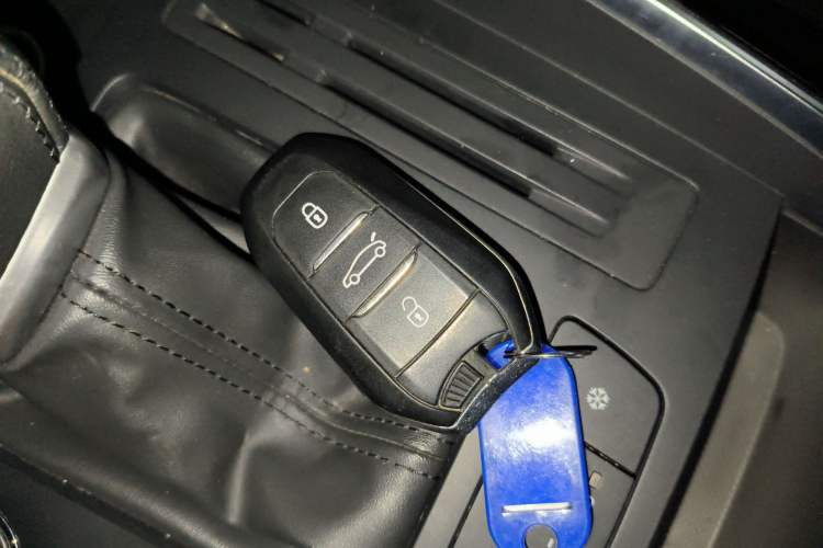 Used Citroen C5 2017 350THP Automatic Luxury Model Vehicle Key
