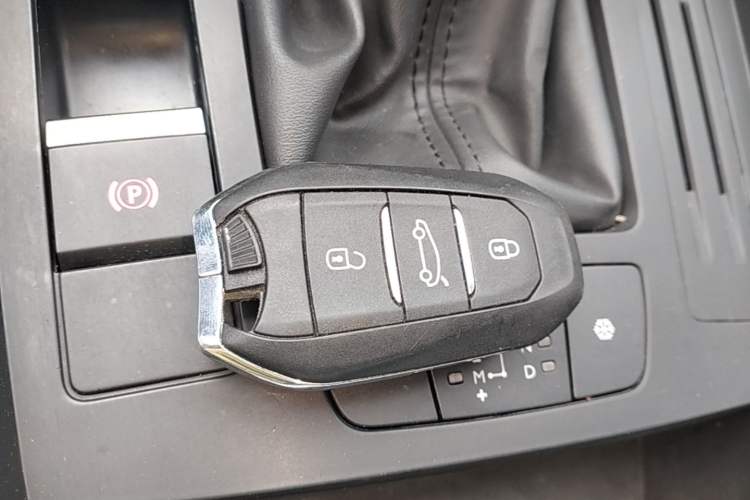 Used Citroen C5 2017 350THP Automatic Luxury Model Vehicle Key