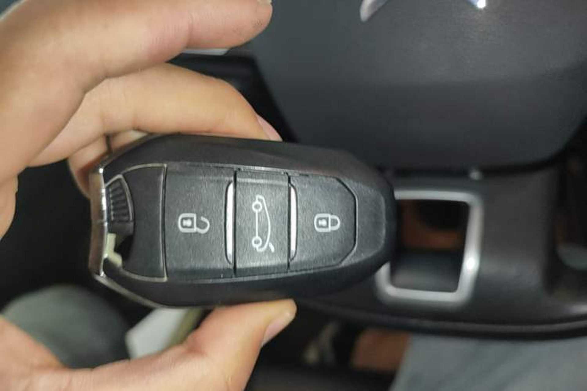 Used Citroen C5 2017 350THP Automatic Luxury Model Vehicle Key