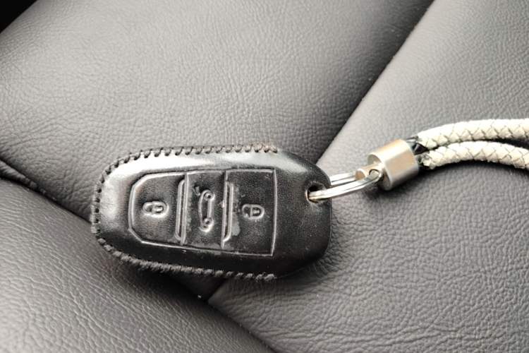 Used Citroen C5 2017 350THP Automatic Luxury Model Vehicle Key