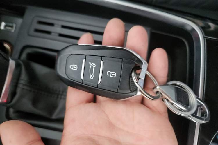 Used Citroen C5 2017 350THP Automatic Luxury Model Vehicle Key