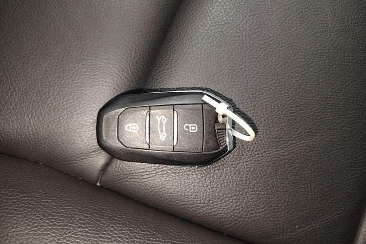 Used Citroen C5 2017 350THP Automatic Luxury Model Vehicle Key