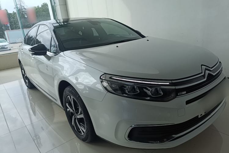 Used Citroen C5 2019 350THP ORIGINS Centennial Luxury Edition Front Right 45 Deg