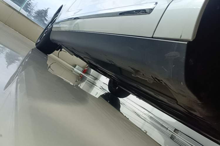 Used Citroen C5 2019 350THP ORIGINS Centennial Luxury Edition Right Side Sill