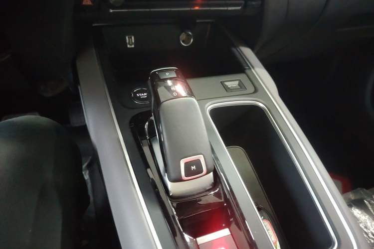 Used Citroen C5 AIRCROSS 2021 360THP Enjoyment Model Gear Lever