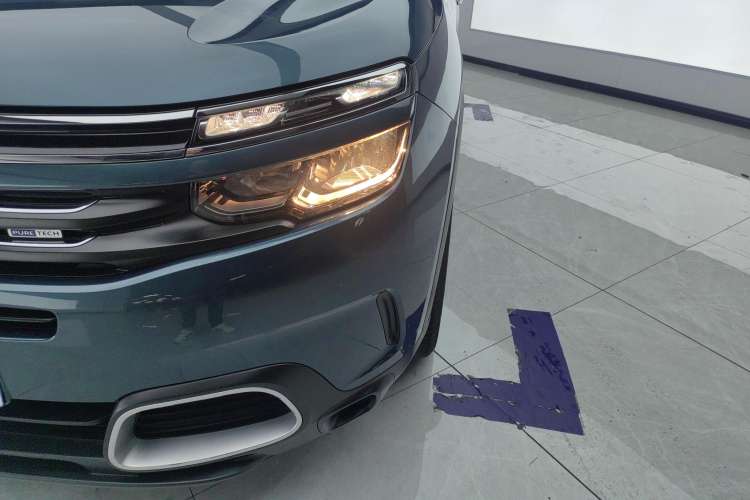 Used Citroen C5 AIRCROSS 2017 350THP Fashion Edition Left Front Headlight