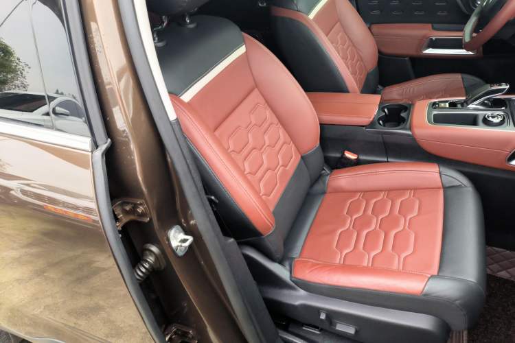 Used Citroen C5 AIRCROSS 2017 380THP Luxury Model Right Front Seat