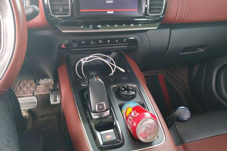 Used Citroen C5 AIRCROSS 2017 380THP Flagship Edition Gear Lever