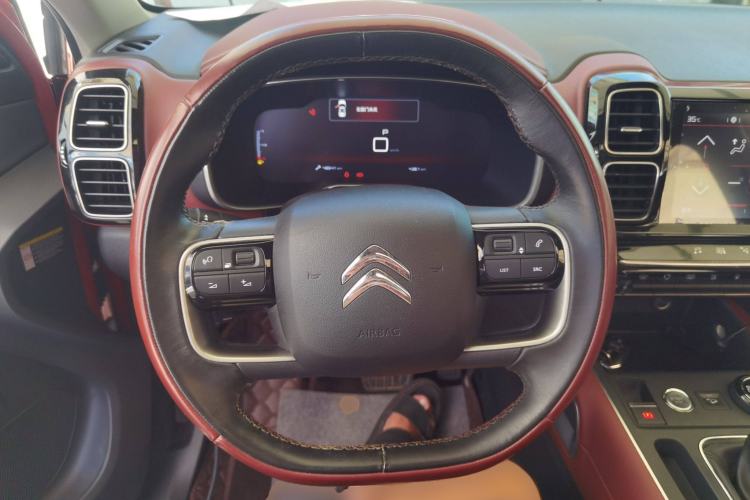 Used Citroen C5 AIRCROSS 2019 350THP Luxury Model China V Standard Steering Wheel