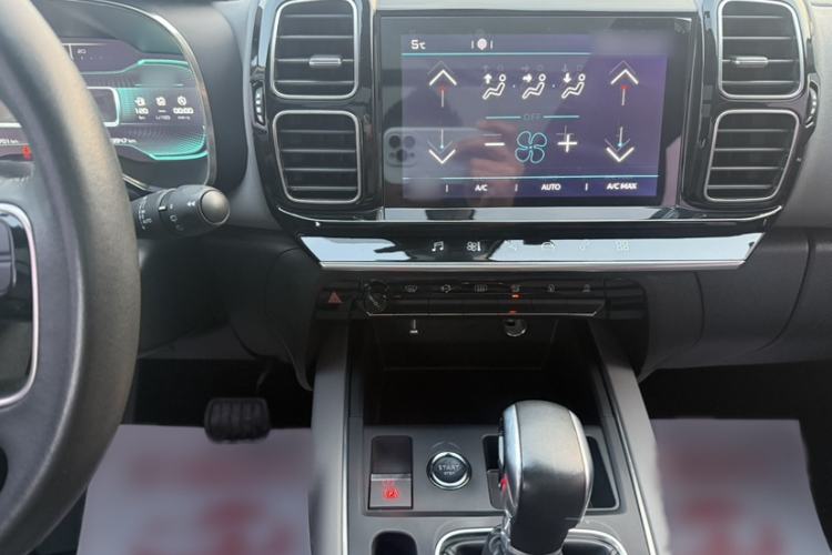 Used Citroen C5 AIRCROSS 2017 350THP Fashion Edition Audio And AC Panel