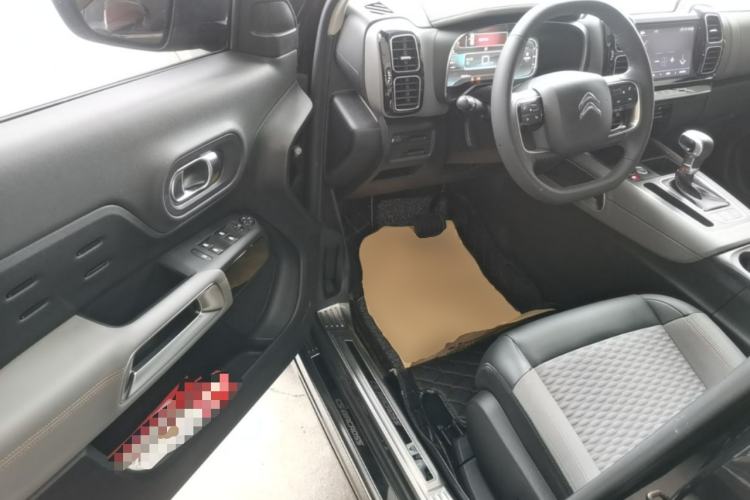 Used Citroen C5 AIRCROSS 2017 350THP Fashion Edition Driver Seat