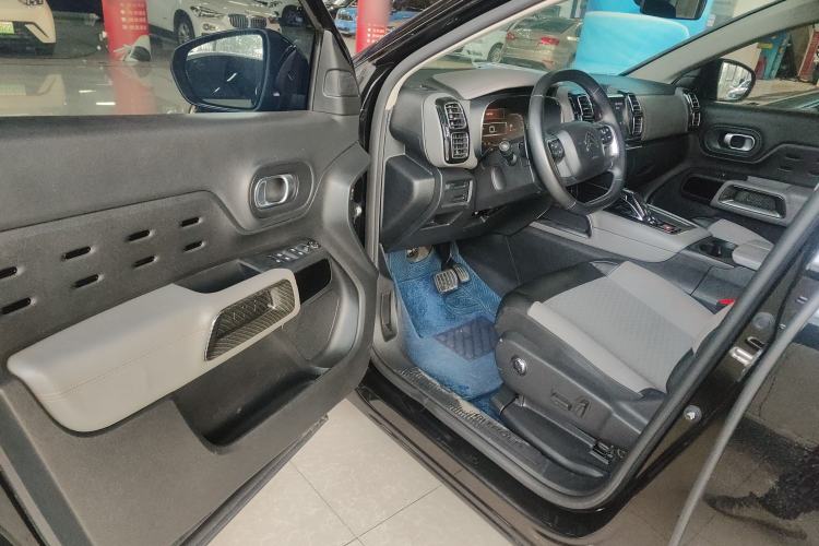 Used Citroen C5 AIRCROSS 2017 380THP Fashion Edition Driver Seat