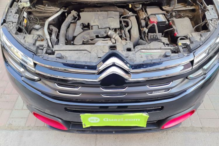 Used Citroen C5 AIRCROSS 2017 350THP Fashion Edition Engine Bay