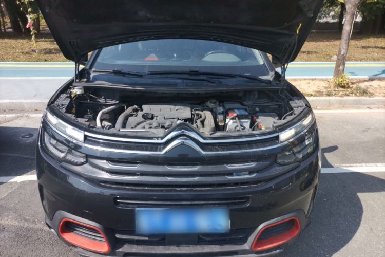 Used Citroen C5 AIRCROSS 2017 350THP Fashion Edition Engine Bay