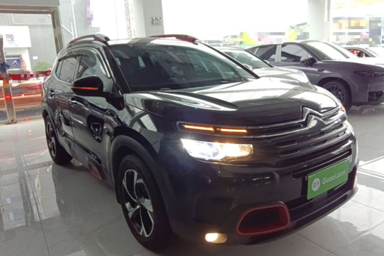 Used Citroen C5 AIRCROSS 2017 380THP Luxury Model Front Right 45 Deg