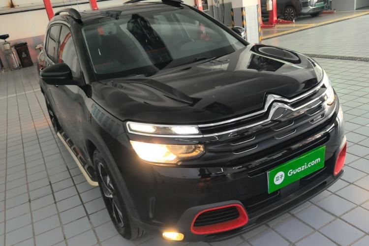Used Citroen C5 AIRCROSS 2017 350THP Fashion Edition Front Right 45 Deg
