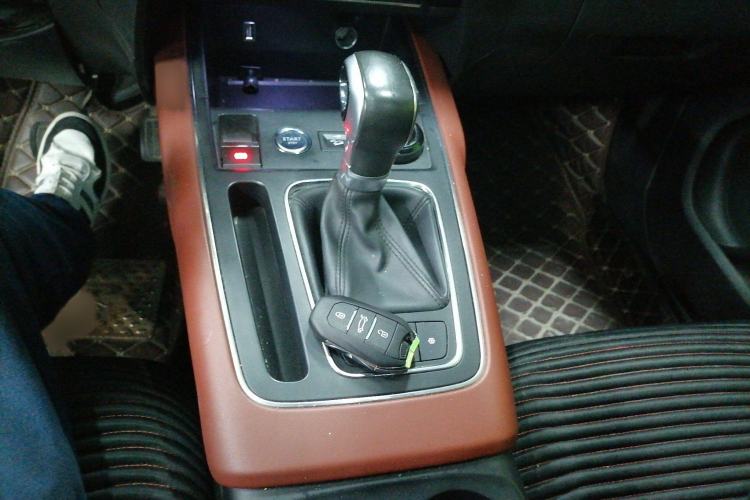 Used Citroen C5 AIRCROSS 2017 350THP Luxury Model Gear Lever