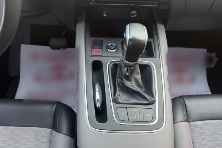 Used Citroen C5 AIRCROSS 2017 350THP Fashion Edition Gear Lever