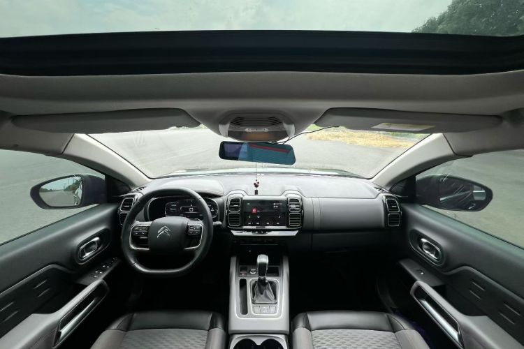 Used Citroen C5 AIRCROSS 2017 350THP Fashion Edition Headliner
