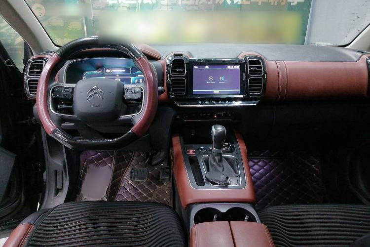 Used Citroen C5 AIRCROSS 2017 350THP Luxury Model Interior 2