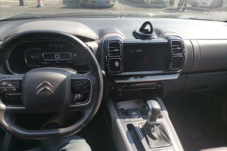 Used Citroen C5 AIRCROSS 2017 350THP Fashion Edition Interior 2