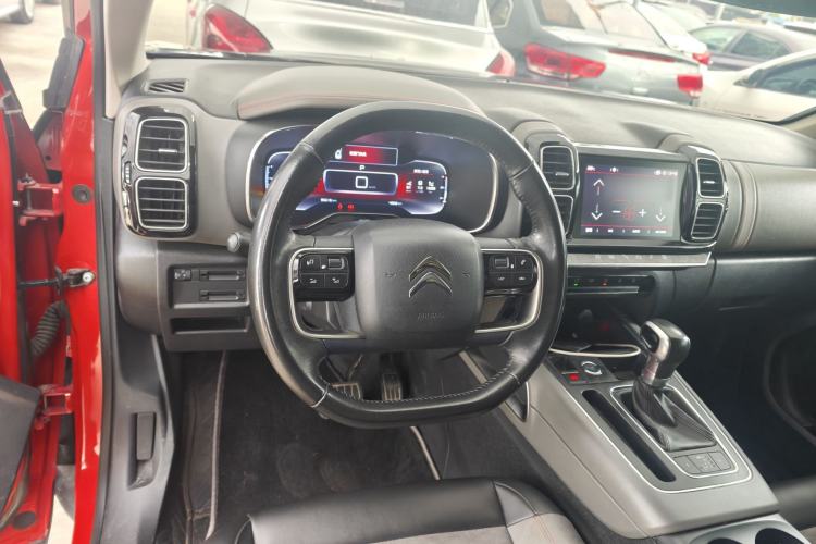 Used Citroen C5 AIRCROSS 2017 350THP Fashion Edition Interior 3
